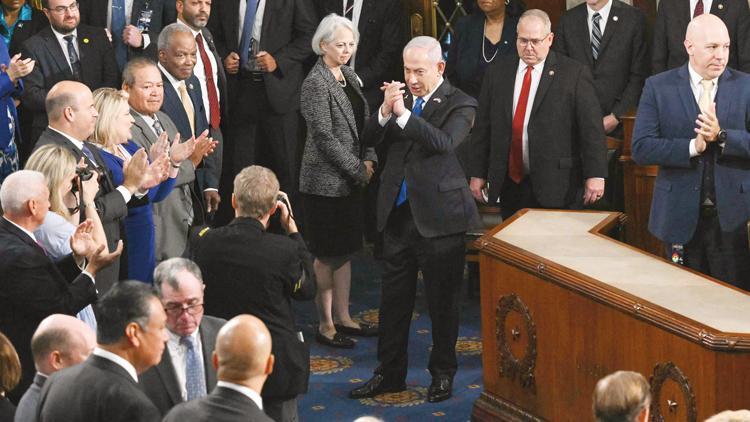 Katliamcı Netanyahu ayakta alkışlandı… ABD Kongresi’nde şov yaptı: 3 dakika 40 saniye alkışlandı